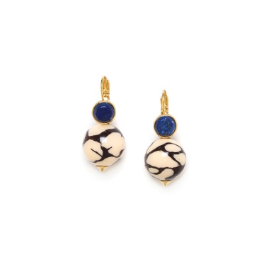 Серьги Nature Bijoux, Camouflage, с термитником в смоле и лазуритом, NB23.2-12-79102 бежевый
