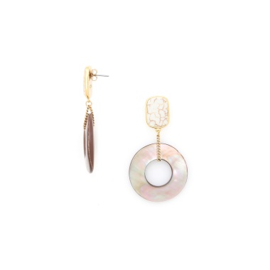 Серьги Nature Bijoux, Alhambra, с перламутром и говлитом, NB25.1-12-90027 коричневый Серьги Nature Bijoux, Alhambra, с перламутром и говлитом, NB25.1-12-90027 коричневый