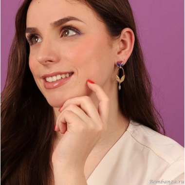 Серьги TARATATA, Crocus, асимметричные,смола,микрошарики,бусины, TT-H24-02954-203 красный Серьги TARATATA, Crocus, асимметричные,смола,микрошарики,бусины, TT-H24-02954-203 красный