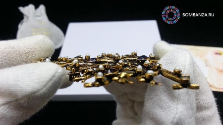 Брошь Maurizio Mori, Коралловая Веточка, с гранатом, Glass Pearls и кристаллами Брошь Maurizio Mori, Коралловая Веточка, с гранатом, Glass Pearls и кристаллами