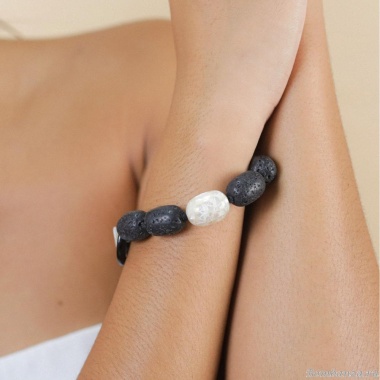 Браслет Nature Bijoux, Volcan, перламутр, вулканическая лава, рог, NB25.2-13-44290 черный