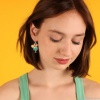 Серьги TARATATA, Cocktail, с цветной смолой и нефритовыми бусинами, TT-E24-05743-10M серебристый Серьги TARATATA, Cocktail, с цветной смолой и нефритовыми бусинами, TT-E24-05743-10M серебристый