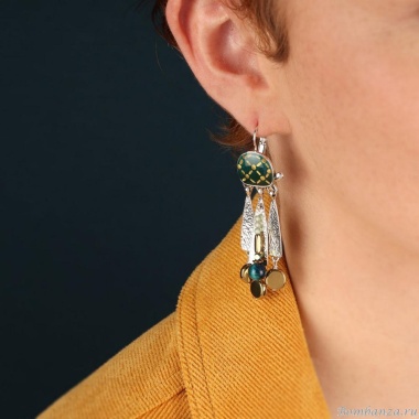 Серьги TARATATA, Galapagos, золотая краска, бусины гематита, нефрита, TT-E25-10702-107 зеленый Серьги TARATATA, Galapagos, золотая краска, бусины гематита, нефрита, TT-E25-10702-107 зеленый