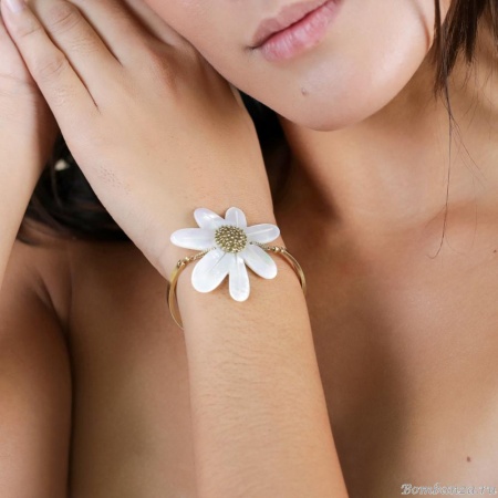 Браслет Franck Herval, Marguerite, с цветком из перламутра, FH25.1-13-72861 белый