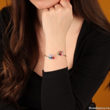 Браслет TARATATA, Dans les nuages, кафф, с цветной смолой, TT-H24-03304-10M серебристый Браслет TARATATA, Dans les nuages, кафф, с цветной смолой, TT-H24-03304-10M серебристый