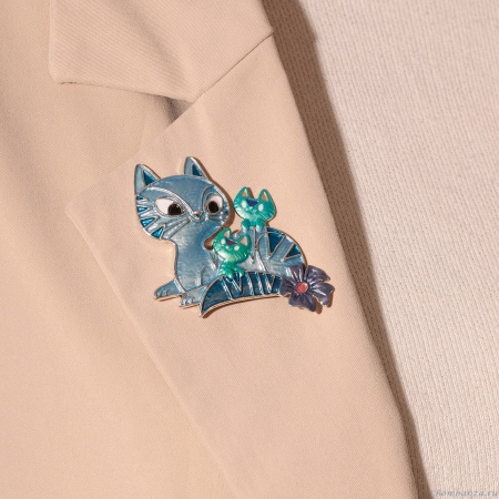 Брошь Shadore, Семейка