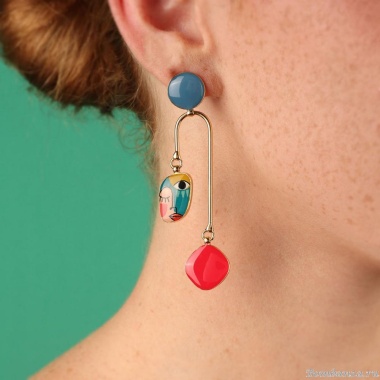 Серьги TARATATA, Abstract, асимметричные, с цветной смолой, TT-W24-05963-20M золотистый