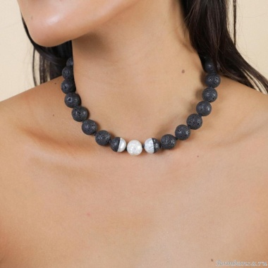 Колье Nature Bijoux, Volcan, с перламутром и вулканической лавой, NB25.2-15-43593 черный