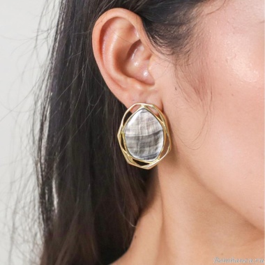 Серьги Ori Tao, Reflet, с черным перламутром, OT25.2-12-32221 золотистый