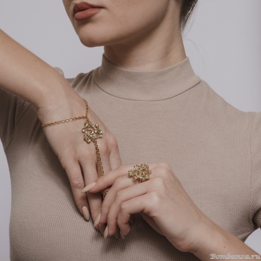 Браслет Boccadamo, "Hand Kiss" XBC001D G/G Браслет Boccadamo, "Hand Kiss" XBC001D G/G, Италия