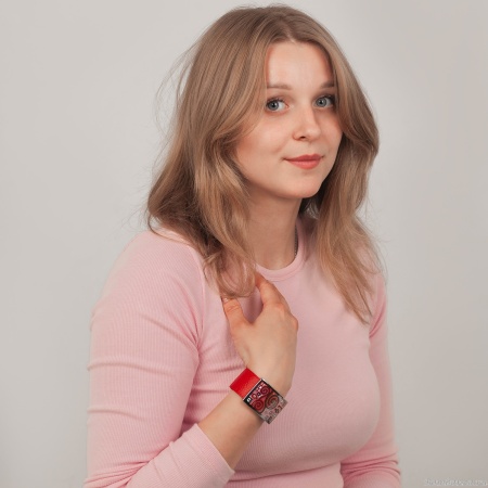 Браслет Fiore Luna, на кожаном красном ремешке, CB01319-10 R/S Браслет Fiore Luna, на кожаном красном ремешке, CB01319-10 R/S