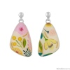 Серьги TARATATA, Brindille, с цветной смолой и микрошариками, TT-E24-07957-101 белый Серьги TARATATA, Brindille, с цветной смолой и микрошариками, TT-E24-07957-101 белый