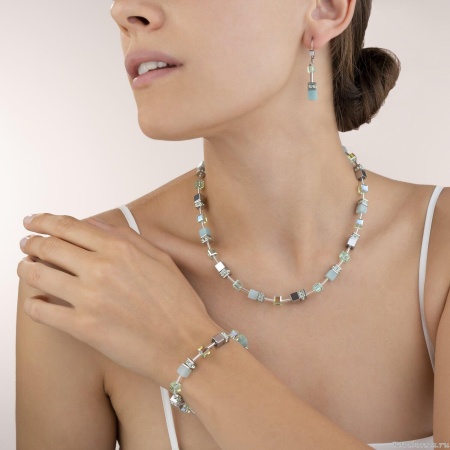 Серьги Coeur de Lion GeoCUBE®, Light Green, 4017/20-0520. Германия