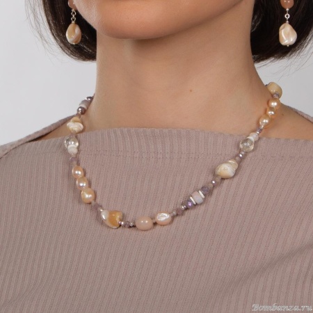 Колье Lanzerotti, Alba, перламутр,жемчуг,лунный камень,раковина, LZ-24.02-058 бежевый Колье Lanzerotti, Alba, перламутр,жемчуг,лунный камень,раковина, LZ-24.02-058 бежевый