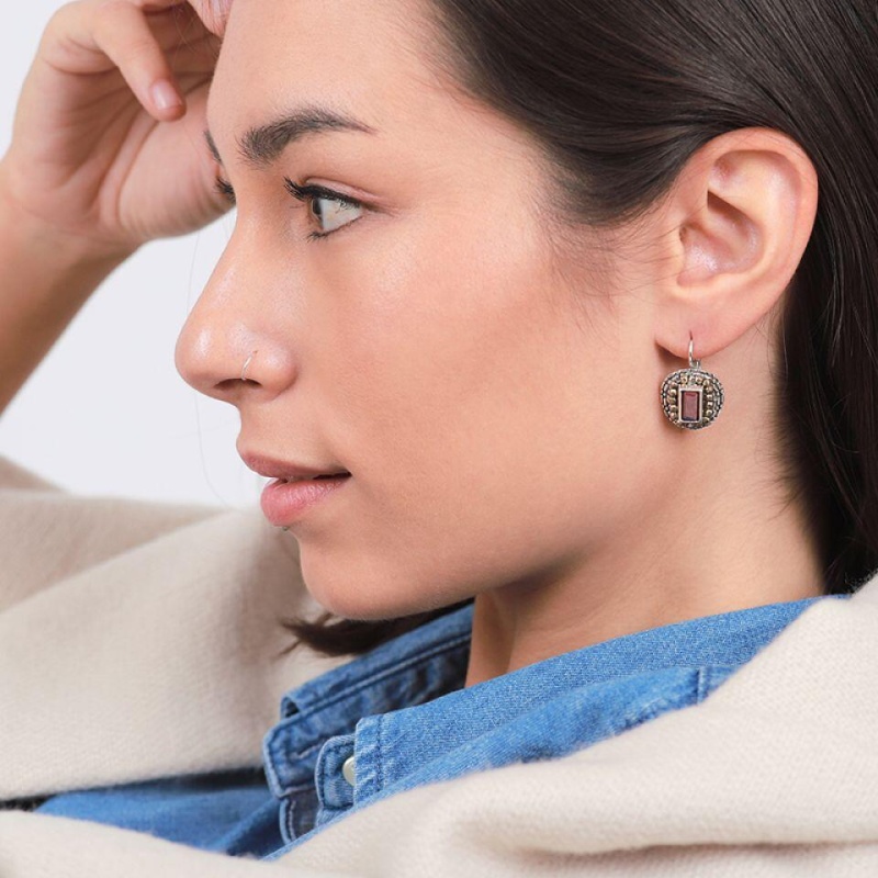 Серьги TARATATA, Ce Soir, серебристые, с бусинами и красными кристаллами, TT-H19-19726-103