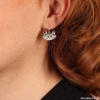 Серьги TARATATA, Gros malin, с цветной смолой, TT-T23-09737-10G серый Серьги TARATATA, Gros malin, с цветной смолой, TT-T23-09737-10G серый