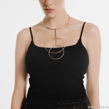 Колье Katerina Vassou, Ziggurat, гривна, "геометрия", KV24.2-401419G золотистый Колье Katerina Vassou, Ziggurat, гривна, "геометрия", KV24.2-401419G золотистый