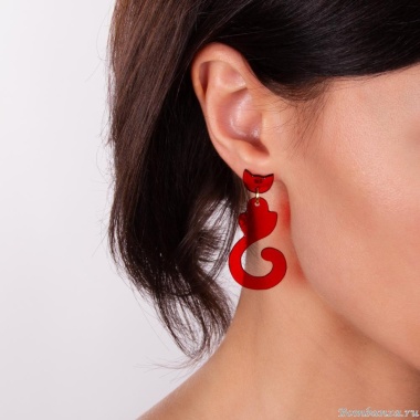 Серьги Moon Paris, Ultra, с подвеской в форме кошки, MU-23.04-002 красный Серьги Moon Paris, Ultra, с подвеской в форме кошки, MU-23.04-002 красный
