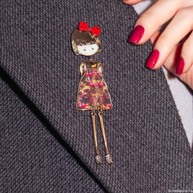 Брошь Shadore, Девочка