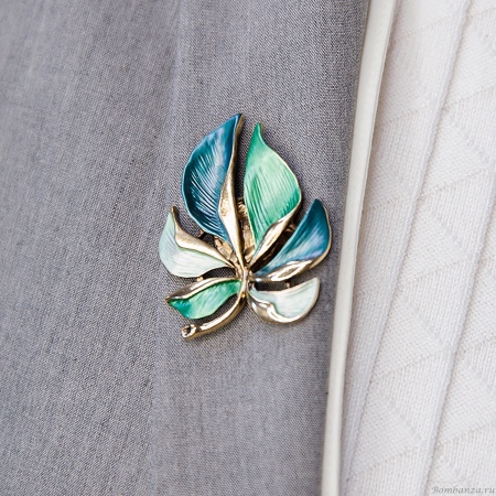 Брошь Shadore, Лист резной