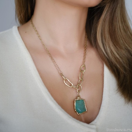 Колье Estrosia, с изумрудным кристаллом, ES-CLVQ15-1A зеленый