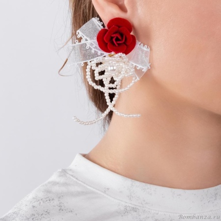 Серьги Moon Paris, Ringo Queen, роза, жемчужные бусины, бант, MRQ-24.05-020 красный Серьги Moon Paris, Ringo Queen, роза, жемчужные бусины, бант, MRQ-24.05-020 красный