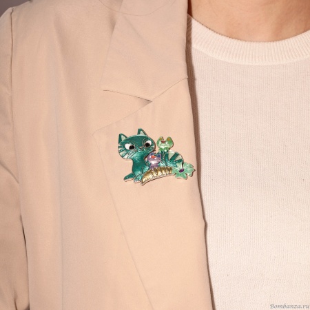 Брошь Shadore, Семейка