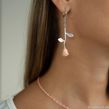 Серьги Lanzerotti, Anne with an E, асимметричные, с кораллом и кристаллами, LZ-25.08-238 розовый