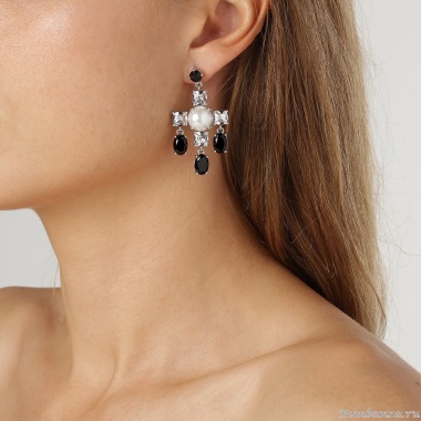 Серьги Dyrberg Kern, LEONORA SS CRYSTAL / BLACK, 430074 Серьги Dyrberg Kern, LEONORA SS CRYSTAL / BLACK, 430074