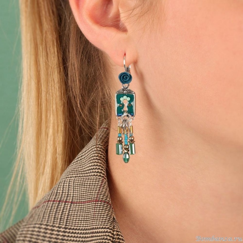 Серьги TARATATA, Baker street, со смолой,стеклянными бусинами, стразами, TT-W23-02714-104 синий Серьги TARATATA, Baker street, со смолой,стеклянными бусинами, стразами, TT-W23-02714-104 синий