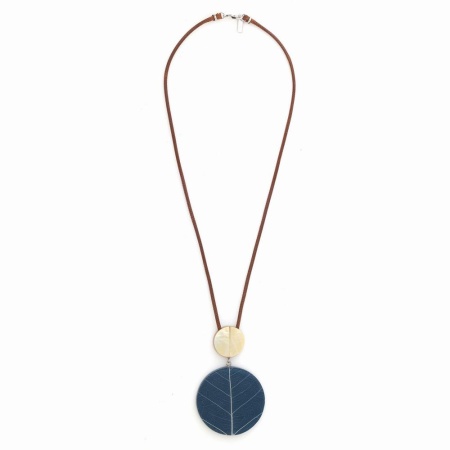 Колье Nature Bijoux, Ficus Carica, с акрилом, смолой и перламутром, NB25.2-15-43543 синий