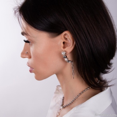 Серьги Moon Paris, Ringo Queen, асимметричные, с жемчугом, MRQ-23.03-011 серебристый Серьги Moon Paris, Ringo Queen, асимметричные, с жемчугом, MRQ-23.03-011 серебристый