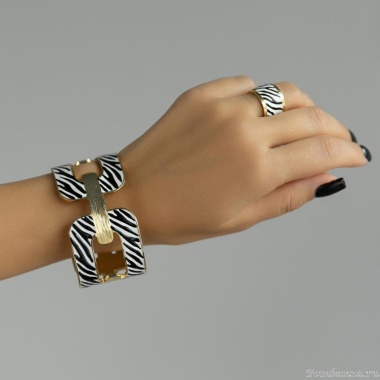 Браслет Francesca Bianchi, кафф, с эмалью, FB25.2-48A золотистый, 7см