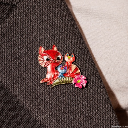 Брошь Shadore, Семейка