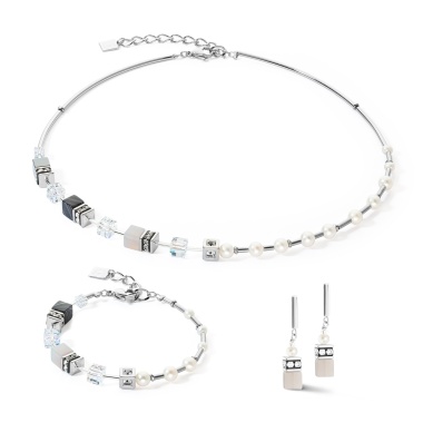 Колье Coeur de Lion, GeoCUBE® Fusion Precious Pearl Mix, Grey-Silver, 1122/10-1217 Колье Coeur de Lion, GeoCUBE® Fusion Precious Pearl Mix, Grey-Silver, 1122/10-1217