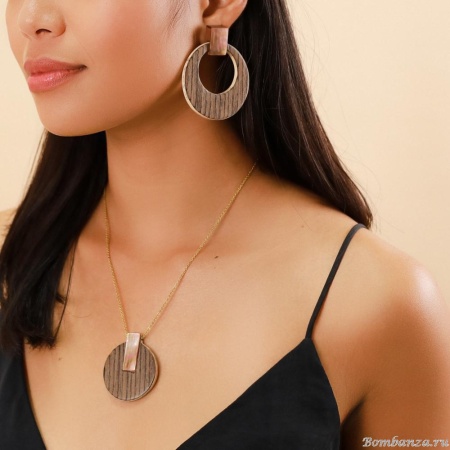 Серьги Nature Bijoux, Cosmos, тамариндовое дерево, шпон, перламутр, NB23.2-12-79093 коричневый Серьги Nature Bijoux, Cosmos, тамариндовое дерево, шпон, перламутр, NB23.2-12-79093 коричневый