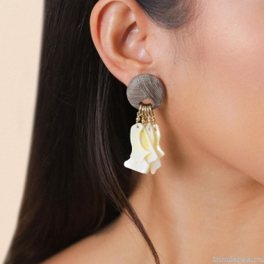 Серьги Nature Bijoux, Eclipse, эбеновое дерево и перламутр, NB25.2-12-90253 серый