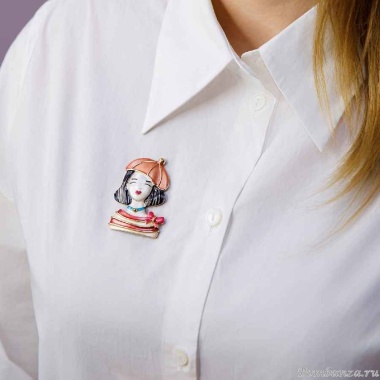 Брошь Shadore, Девочка в берете